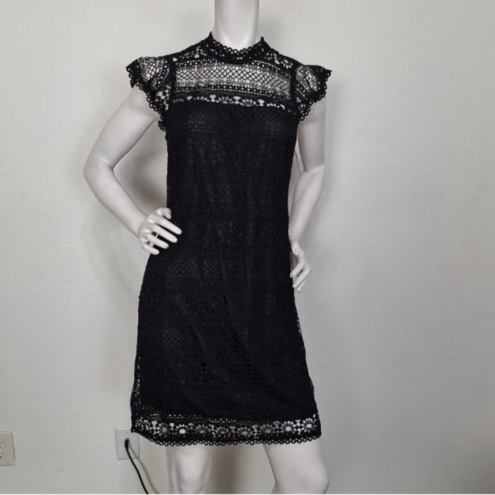 Cupcakes & Cashmere NEW Black Romantic Witchy High Neck Lace Shift Dress Size S